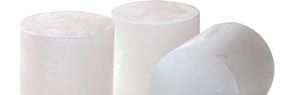 Hot melt adhesive slugs &Oslash; 43 mm in Translucent